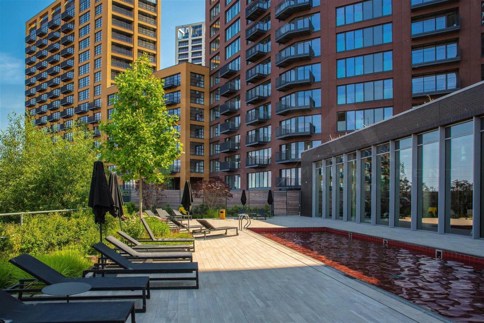 Luxury & Spacious 2 Bedroom Apt With City Views London