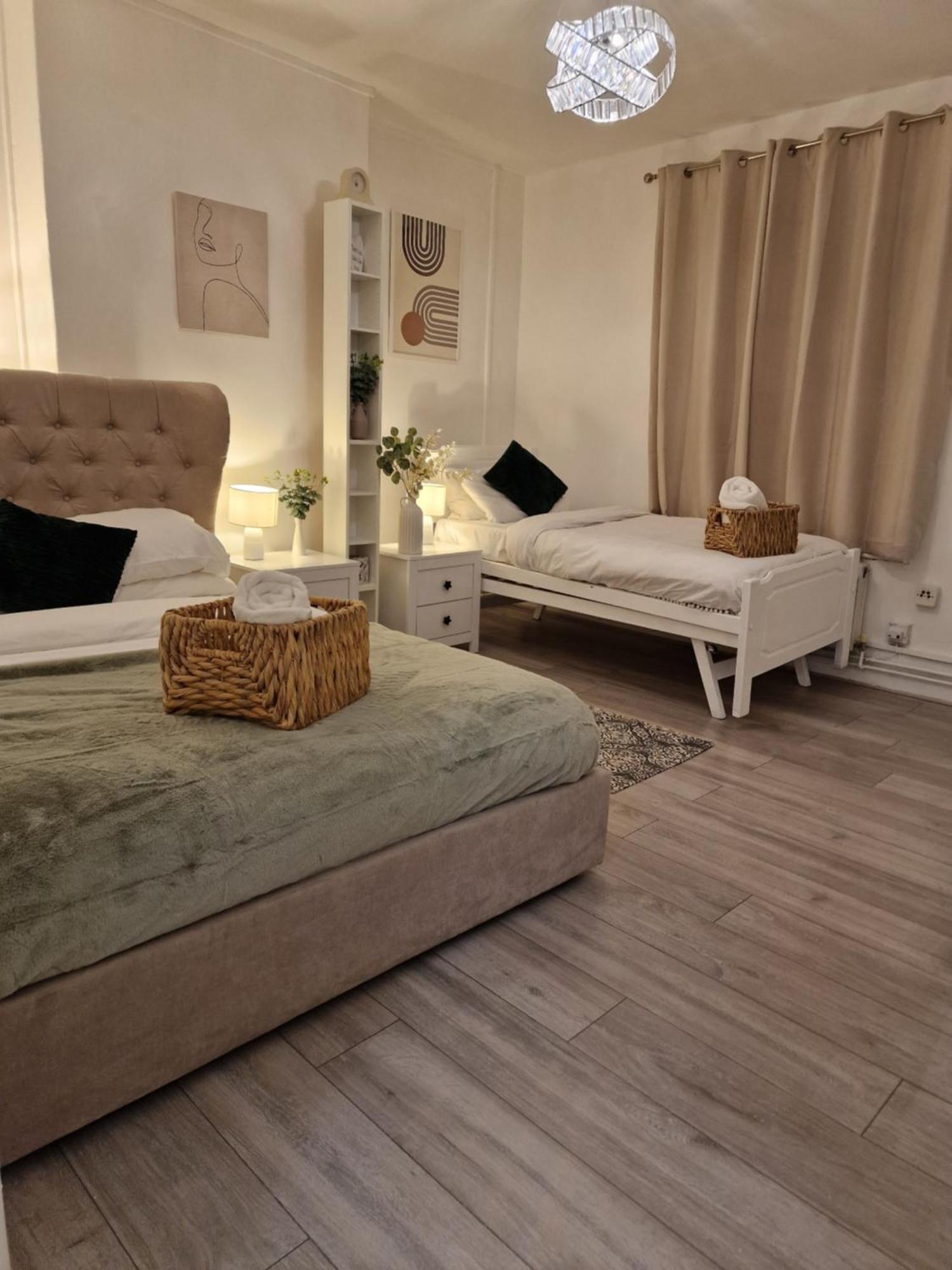 Apartment 1 Bedroom Flat
