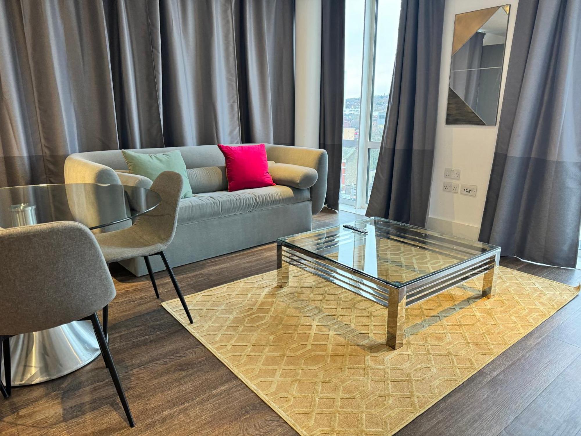 Phoenix 2 Bedroom In