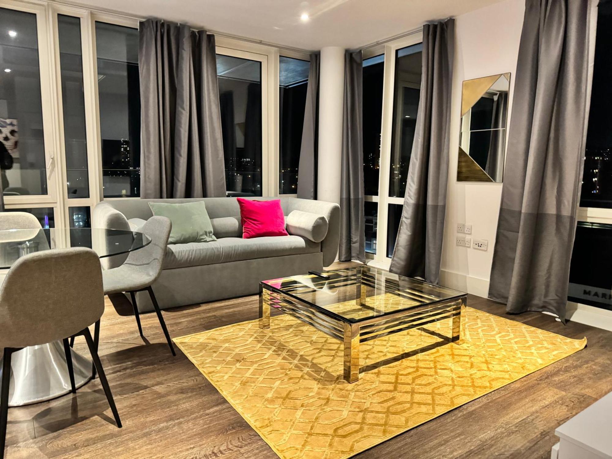 Phoenix 2 Bedroom In