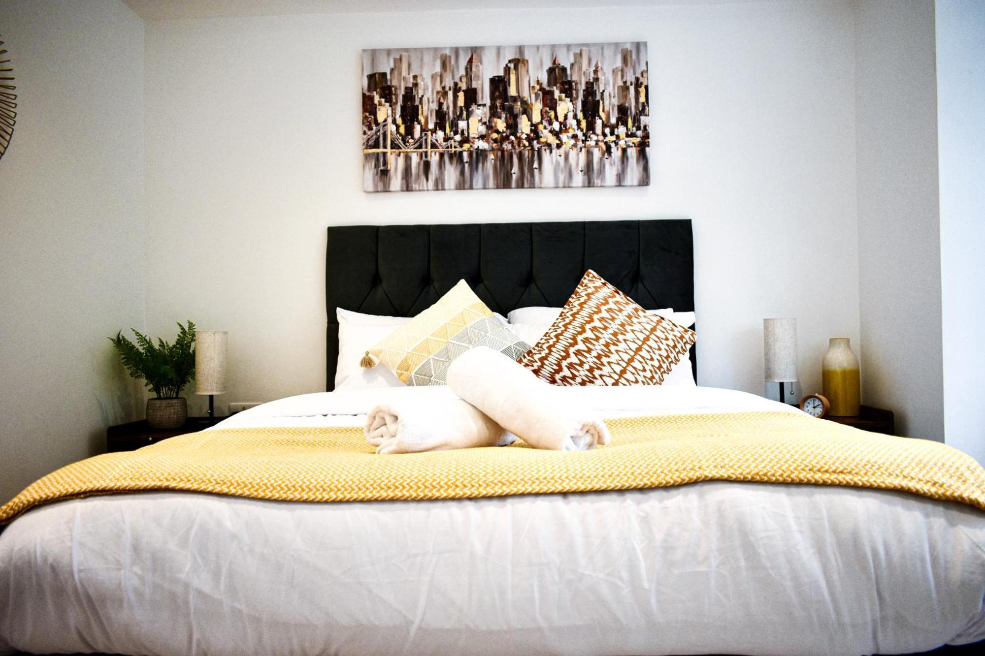 Apartment Wembley Luxury: Two-bedroom With Parking