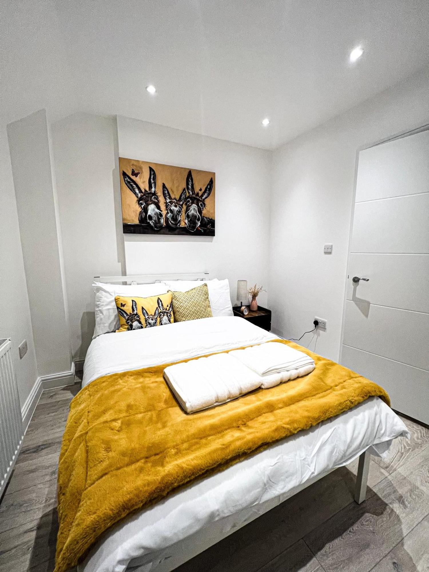 Apartment Wembley Luxury: Two-bedroom With Parking London