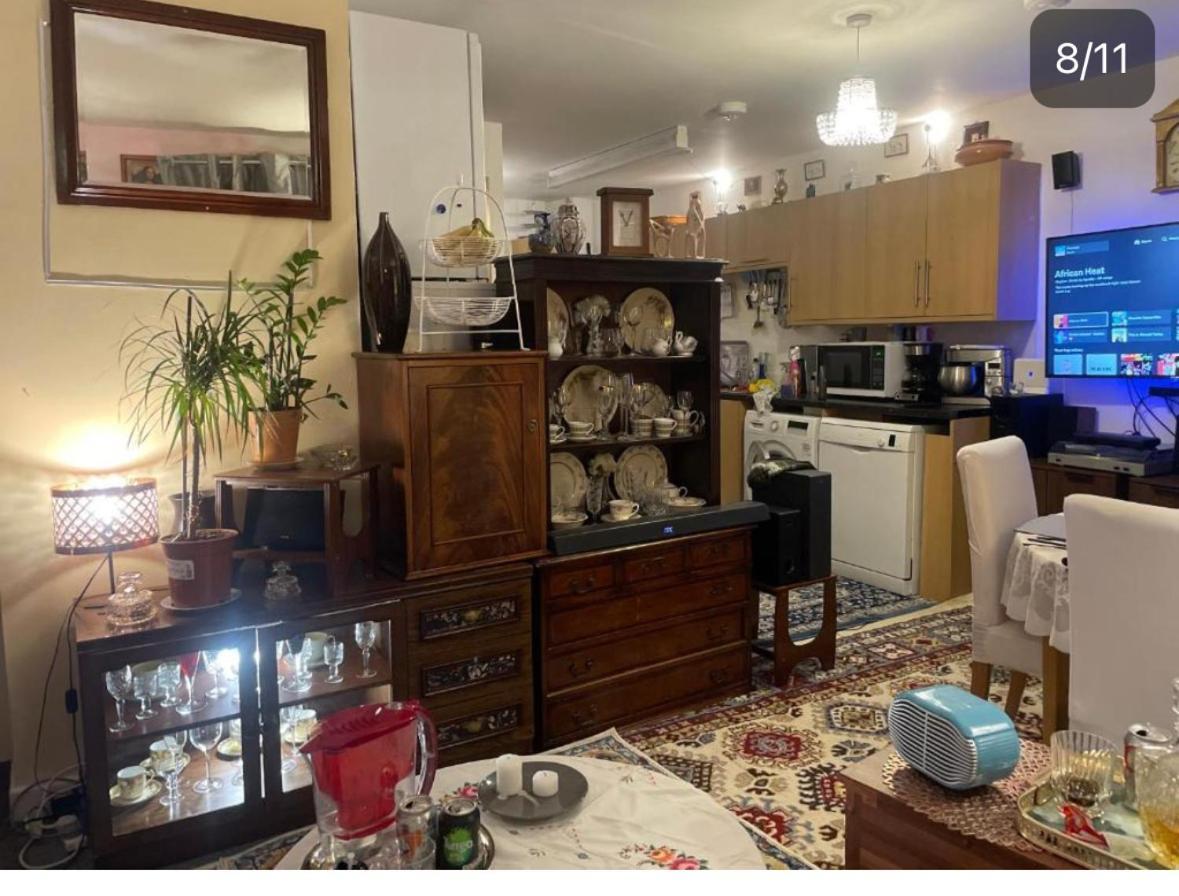 In Zone 2 Appartement *