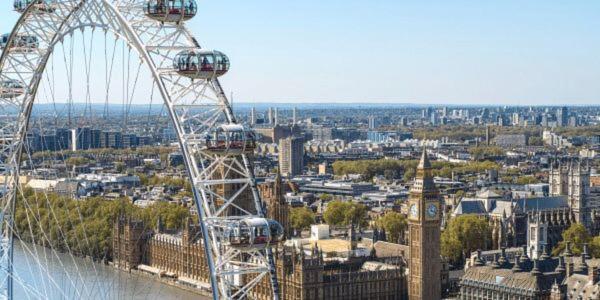 The Chill Zone Sleeps 4 * London