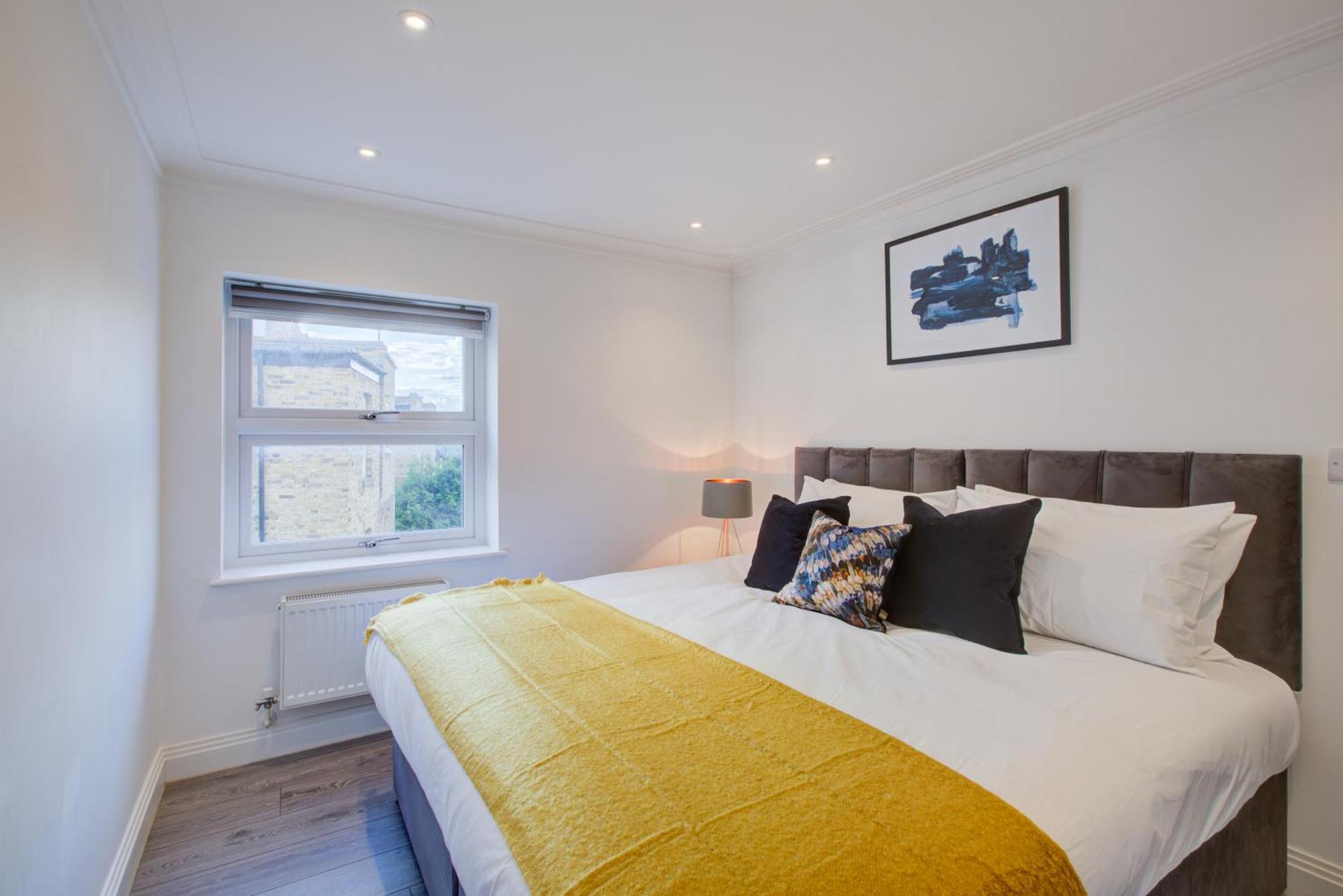 Hybrid Resi - London, Fulham Near Chelsea And Putney