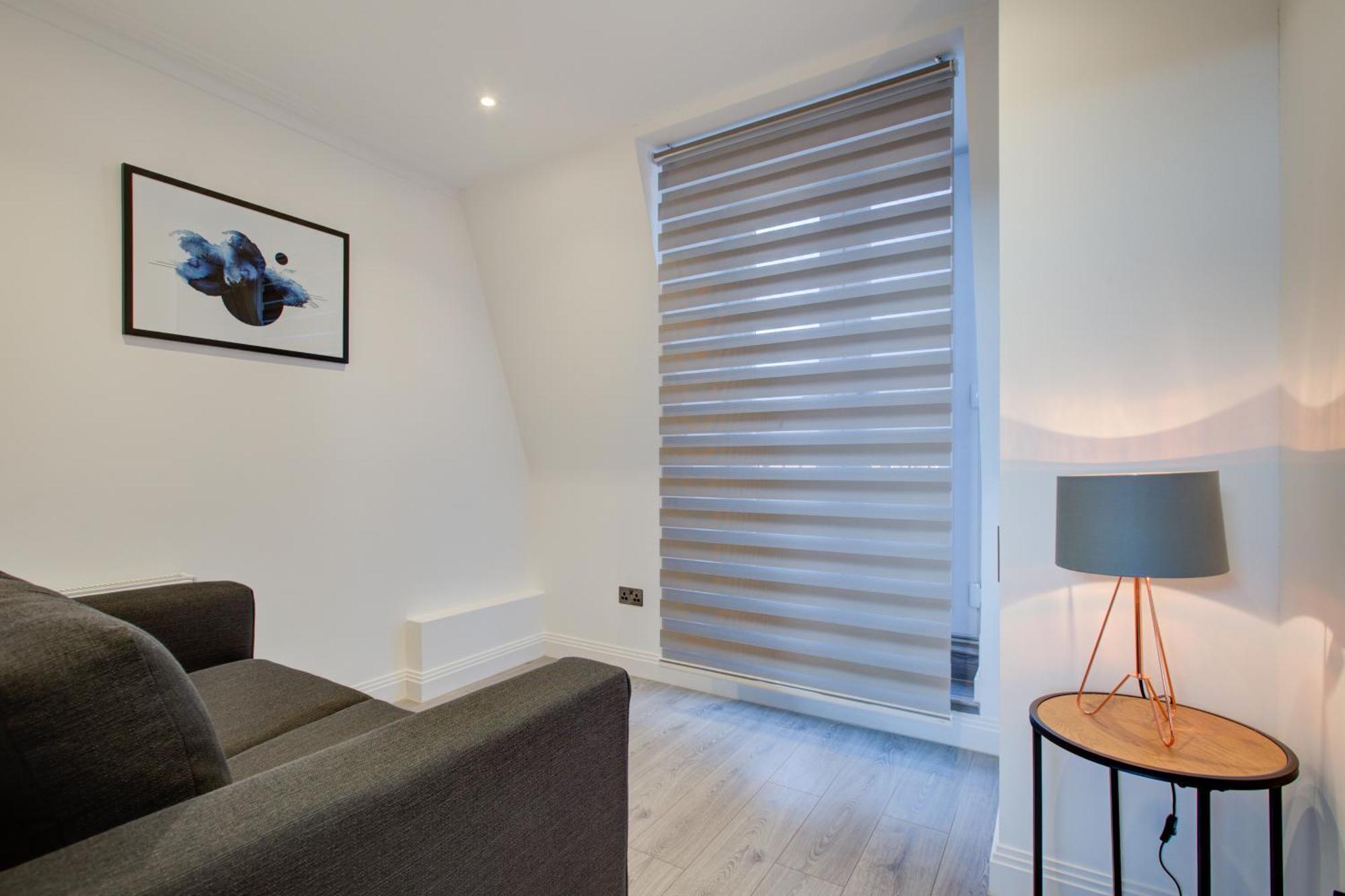 Apartment Hybrid Resi - London, Fulham Near Chelsea And Putney