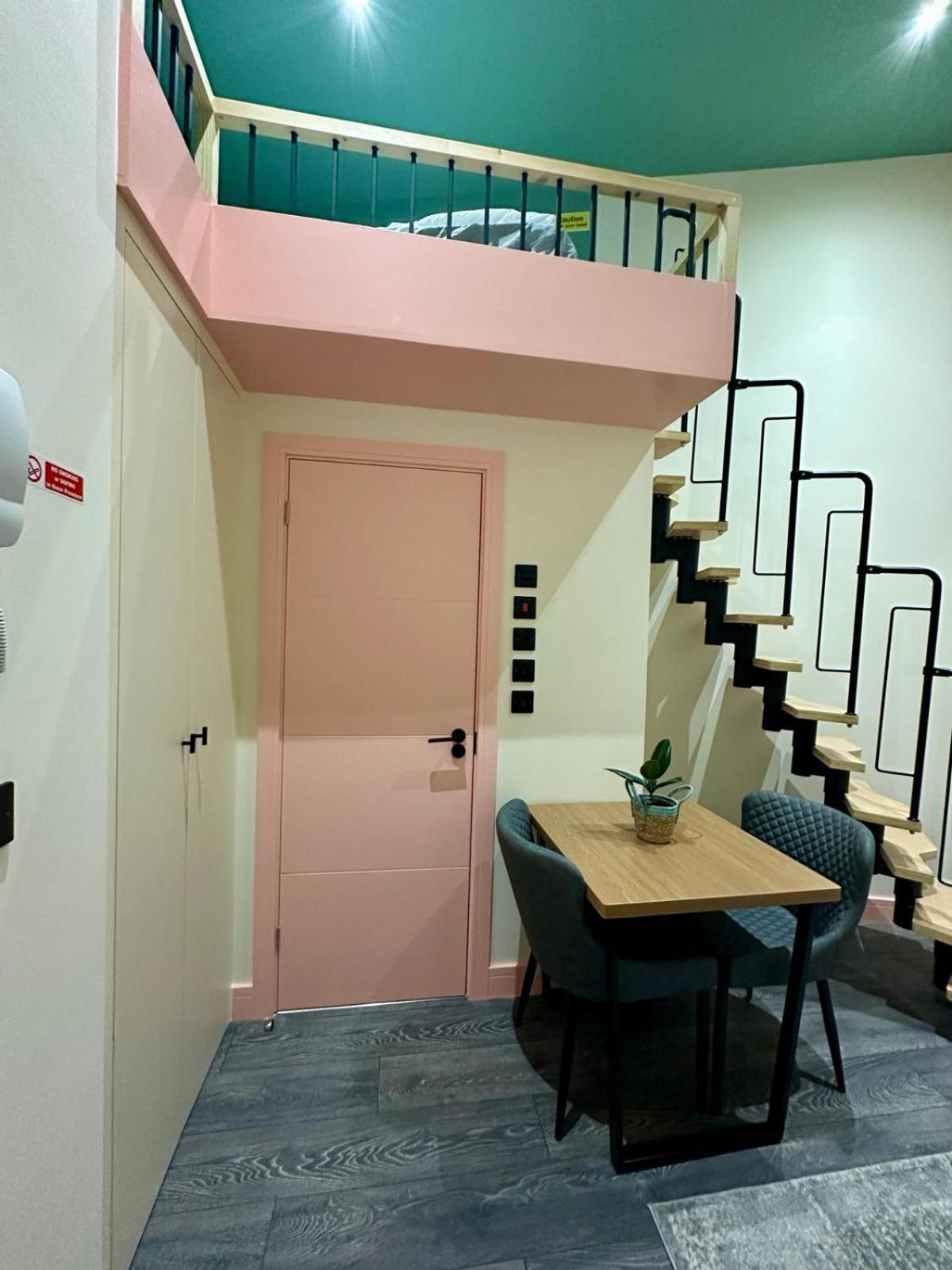 Cozy En-suite Loft In Trendy Local * London