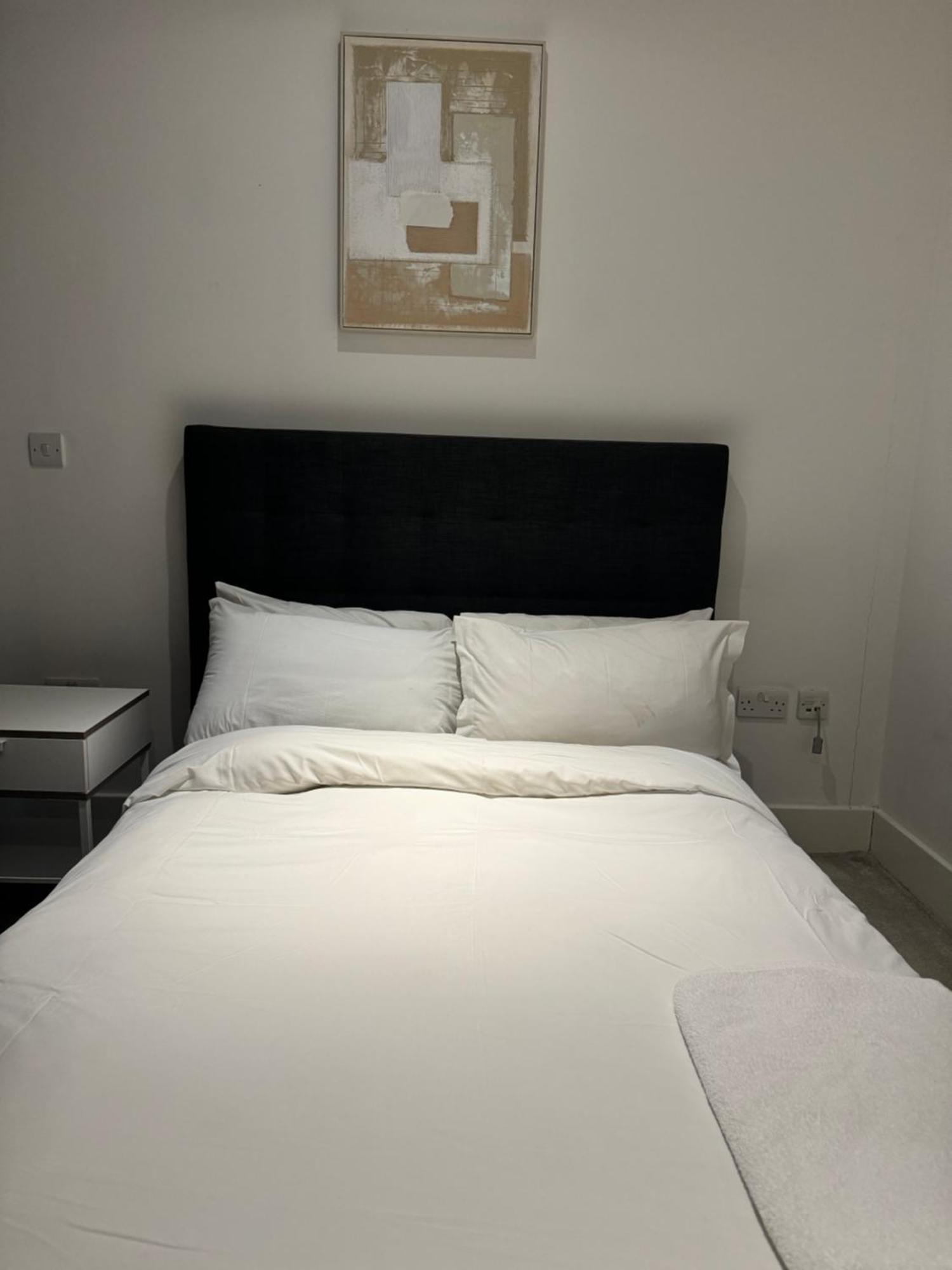 Apartment Phoenix 2 Bedroom In London