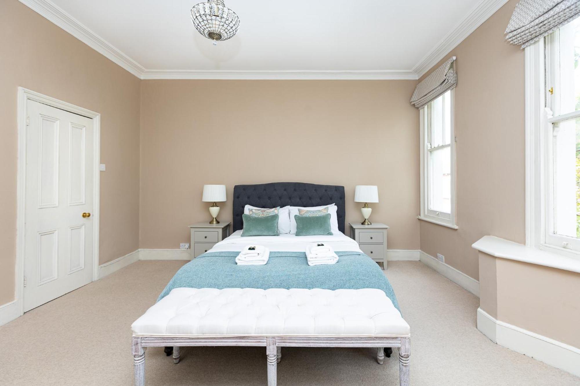 Charming 4 Bed Victorian House In Clapham Old Town Appartement *