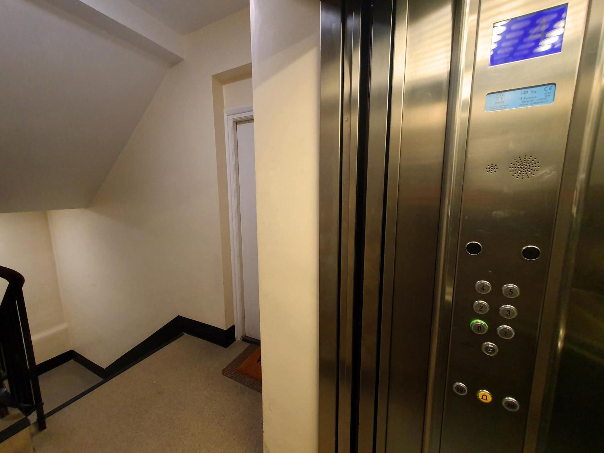 Shepherds Bush Superior Apartment, Center London! Appartement *