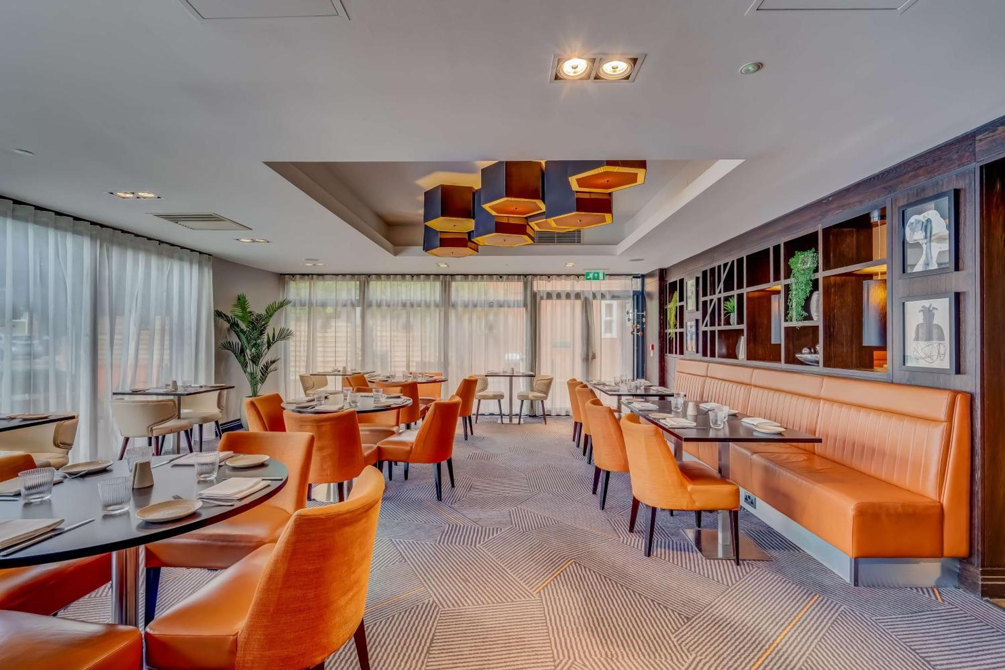 Doubletree By Hilton Ealing Hotel Londres