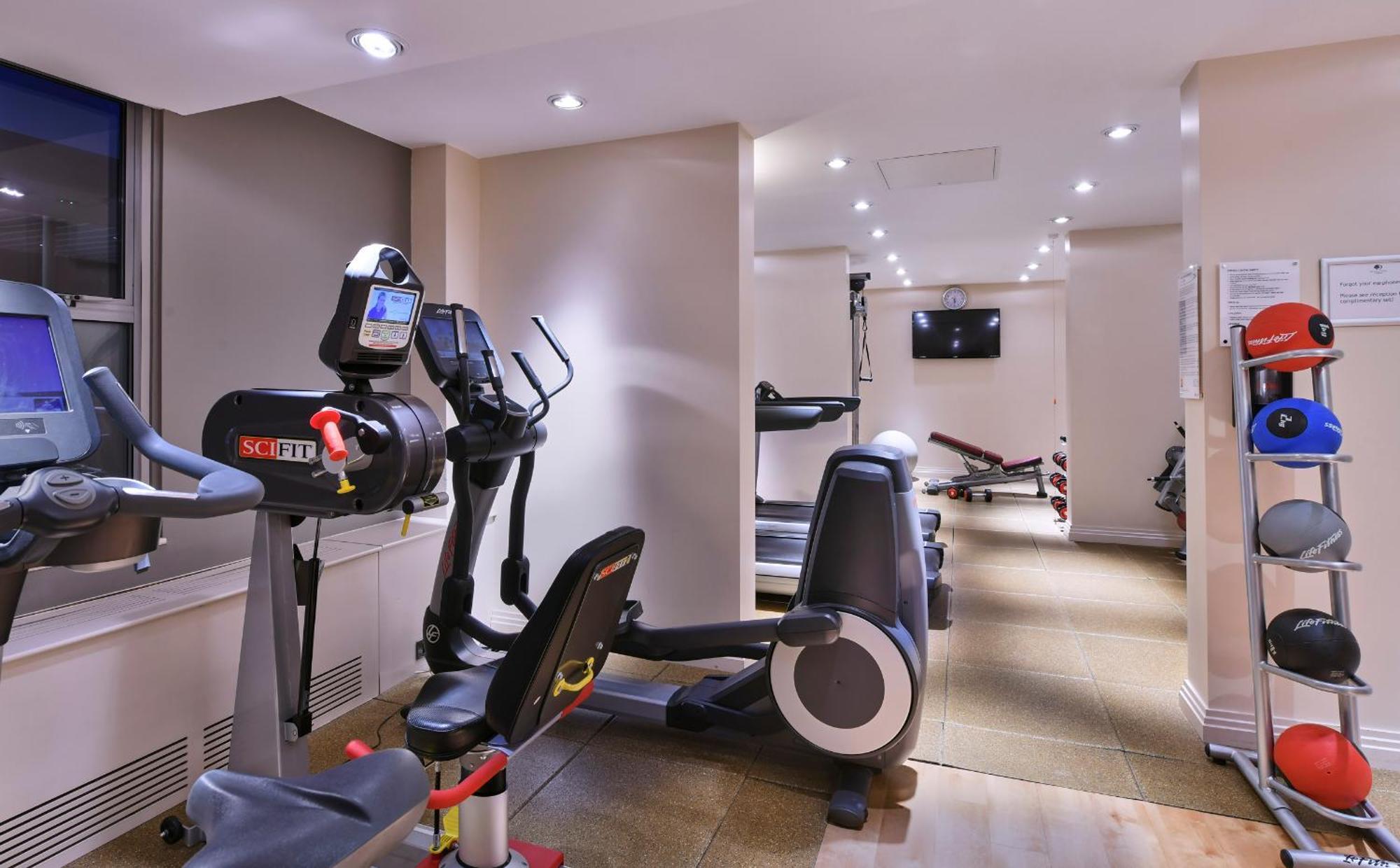 Doubletree By Hilton Ealing Hotel