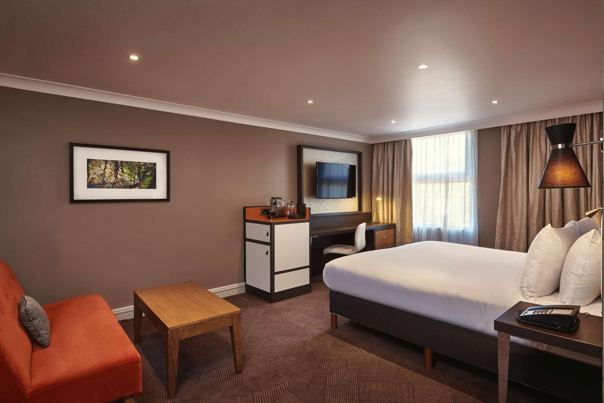 Hotel Doubletree By Hilton Ealing