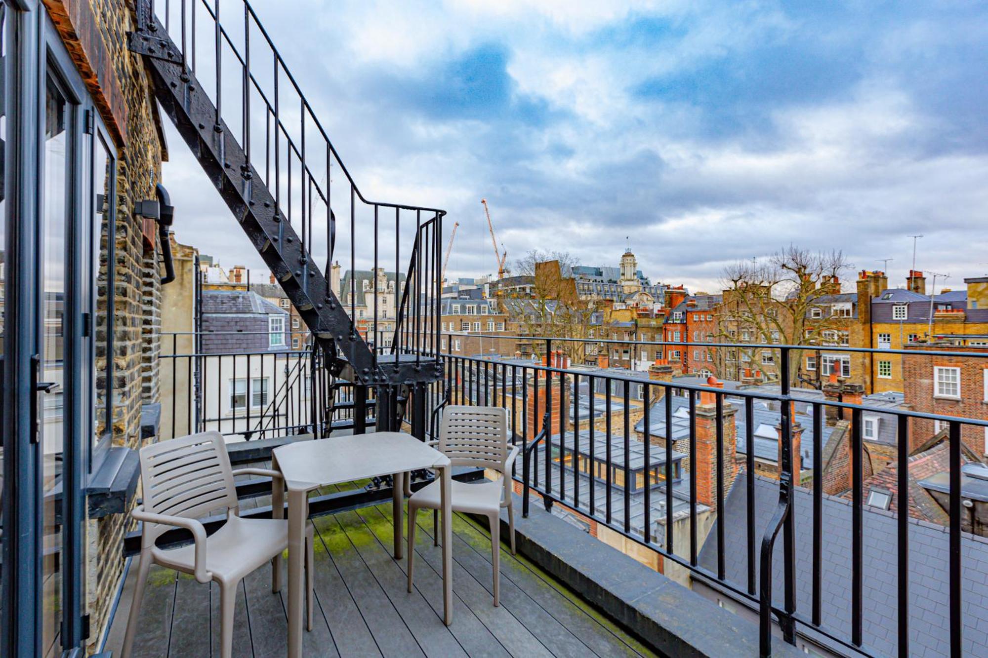 Luxury Harley Street Apartment