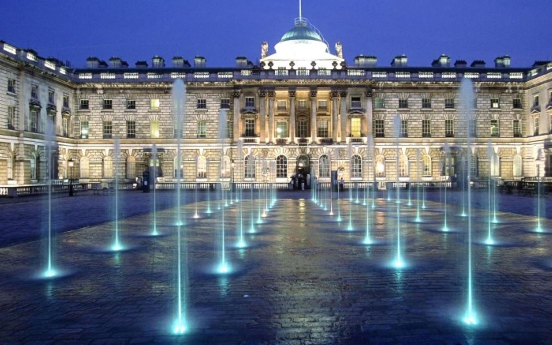 Alluring 2-bed, 2-bath Flat On High Street Kensington, Near Kensington Palace Apartment London