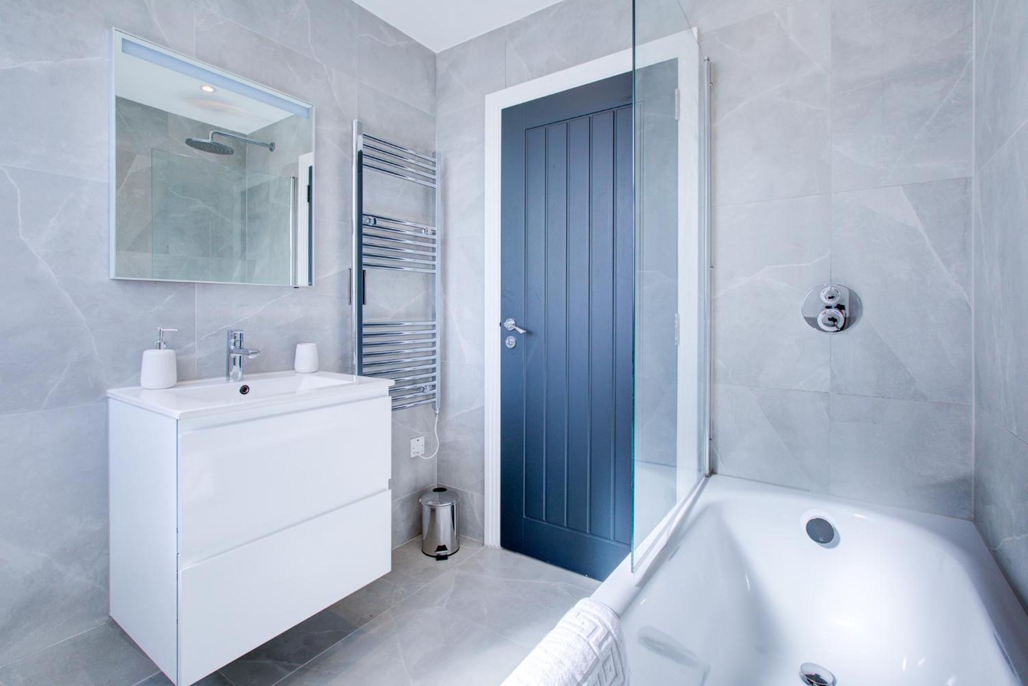 Hybrid Resi - London, Fulham Near Chelsea And Putney Apartment *