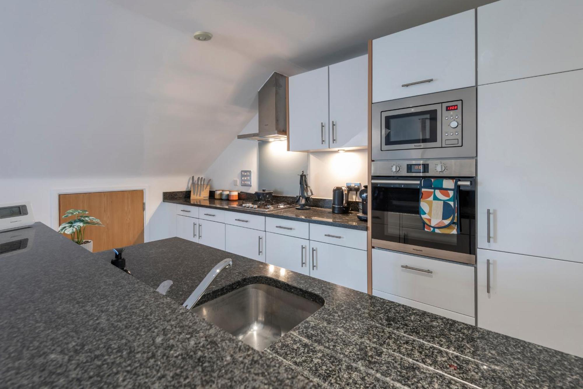 The Loft - Spacious Luxury 2 Bed 2 Bath With Free Secure Parking And Tube Close By Apartamento