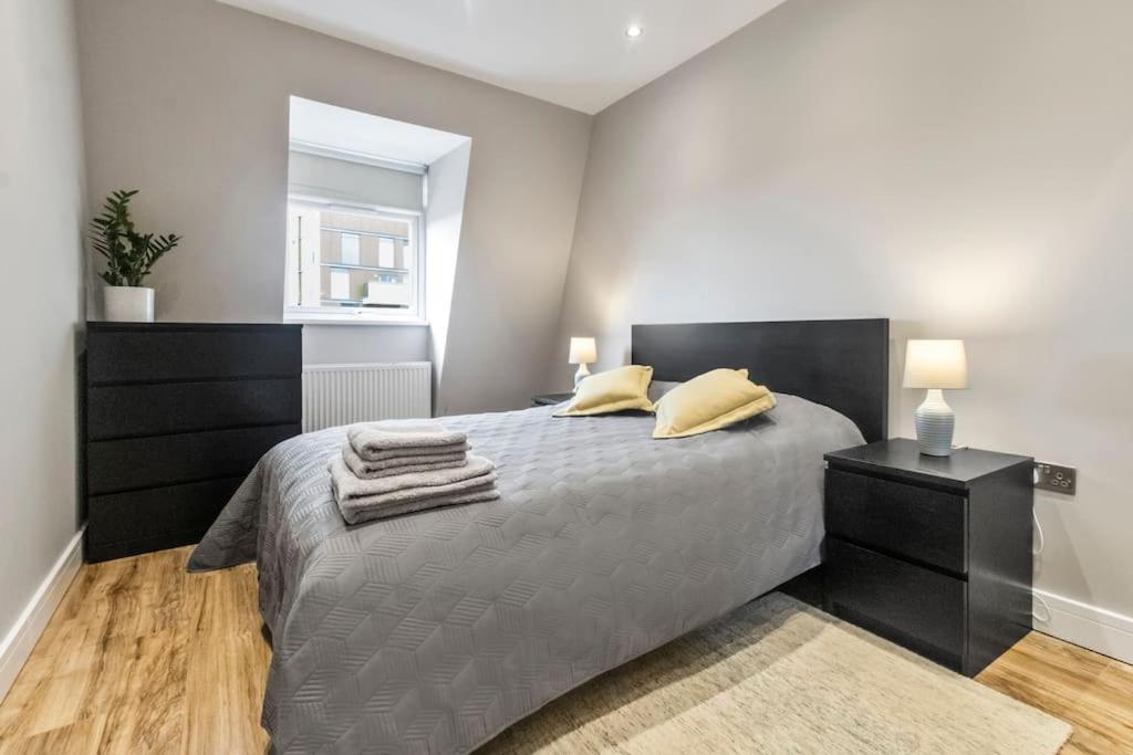 2 Bedroom Flat, Wembley Stadium * Londen