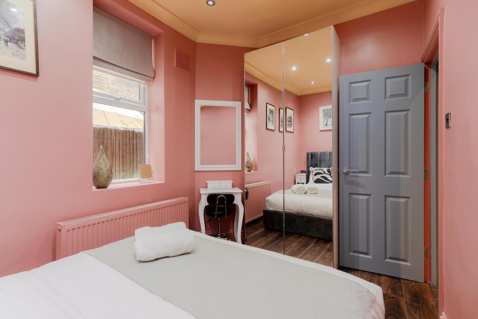 Apartamento Stylish 2 Bedrooms Flat Sleeps 6 & Garden Zone 2 Cls *