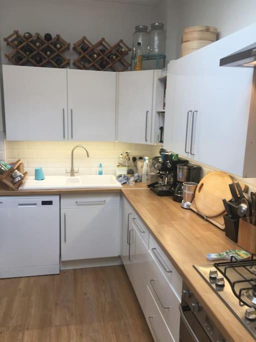 Beautiful 3 Bed In Leafy Hampstead * Londres