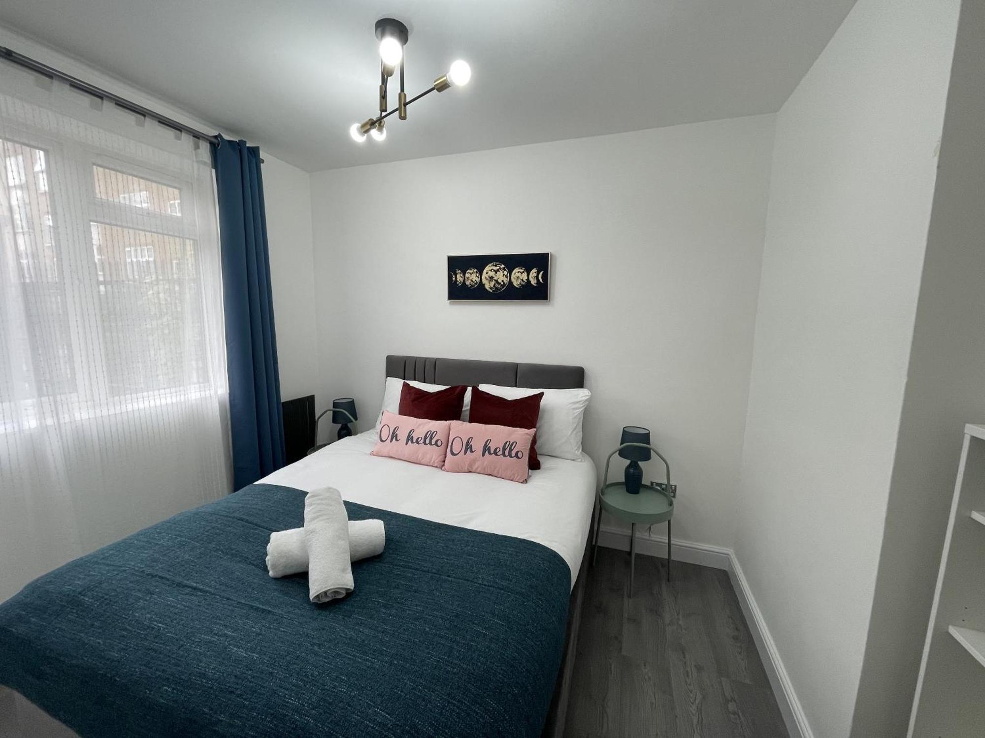 Deluxe - Next To Kings Cross - Eurostar & Euston Station Londen