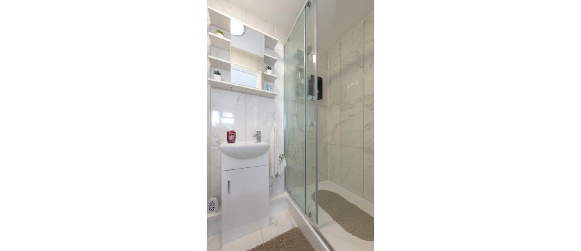 Newly Renovated Cozy In North Appartement Londen