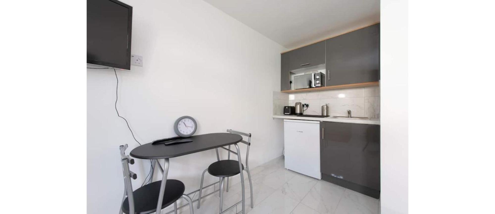 Appartement Newly Renovated Cozy In North Londen