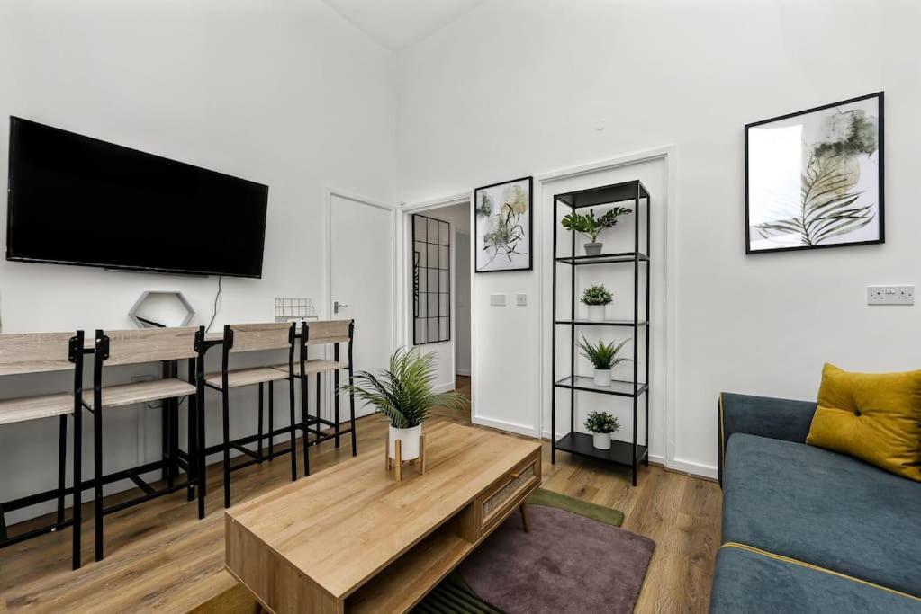 Cosy Place Near Camden Town Apartment *