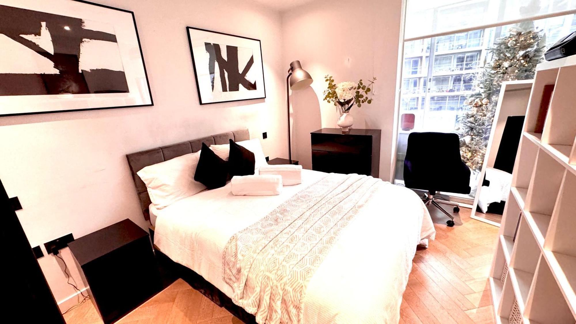 Battersea Power Station, Zone 1 Apartment London