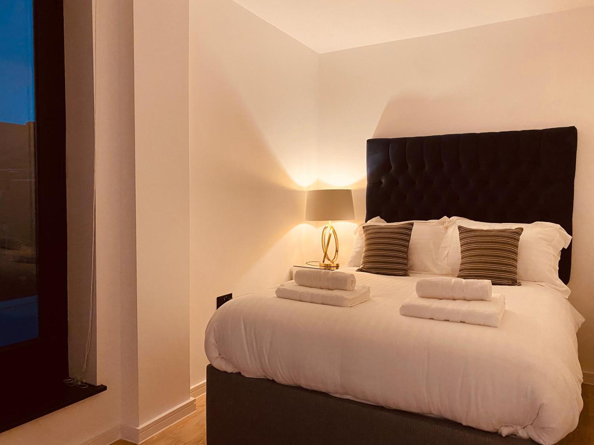 Spacious 3 Bed With Terrace Appartement