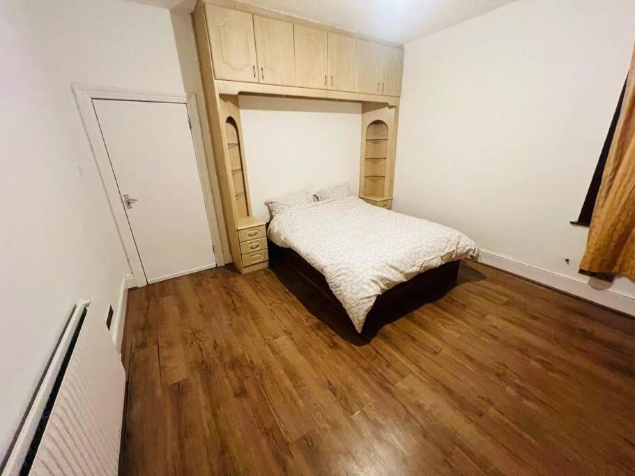 Room In Wembley Apartamento *