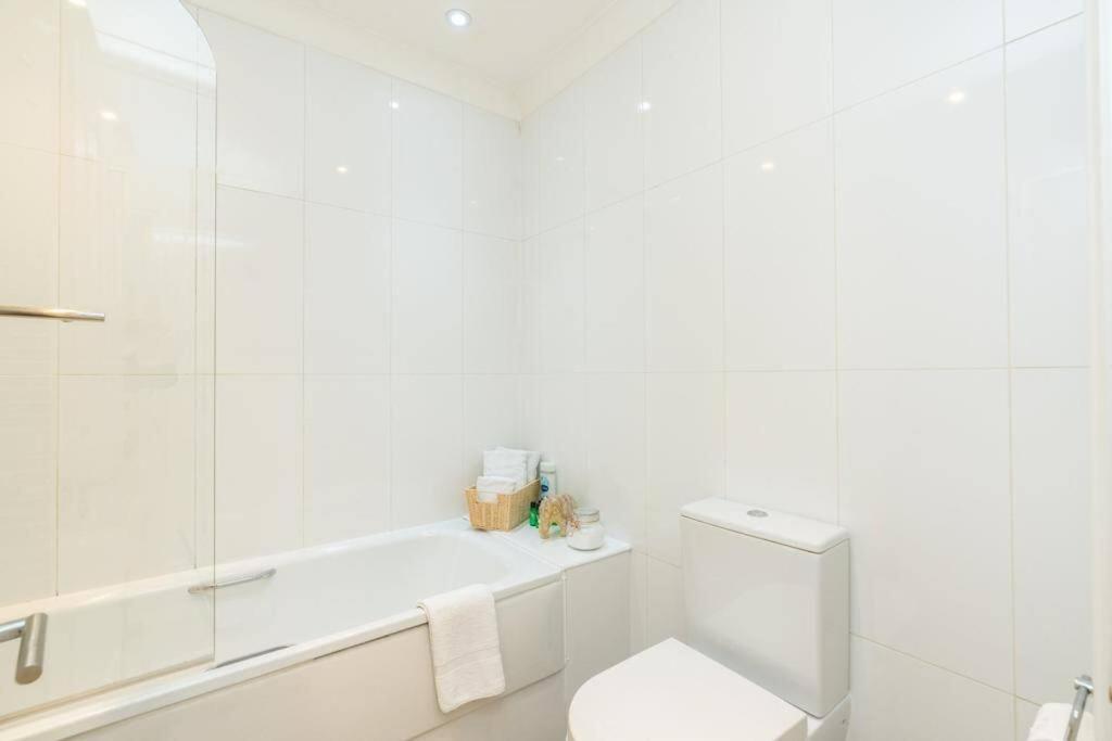 Apartment Stylish 2bed With Sky Window *