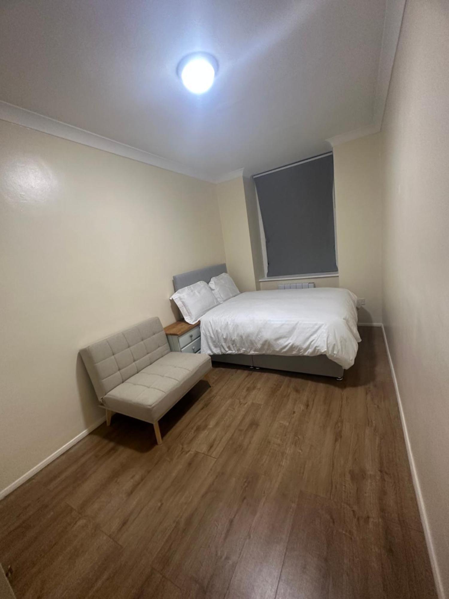 Lovely 3 Bed Regent Park Londen