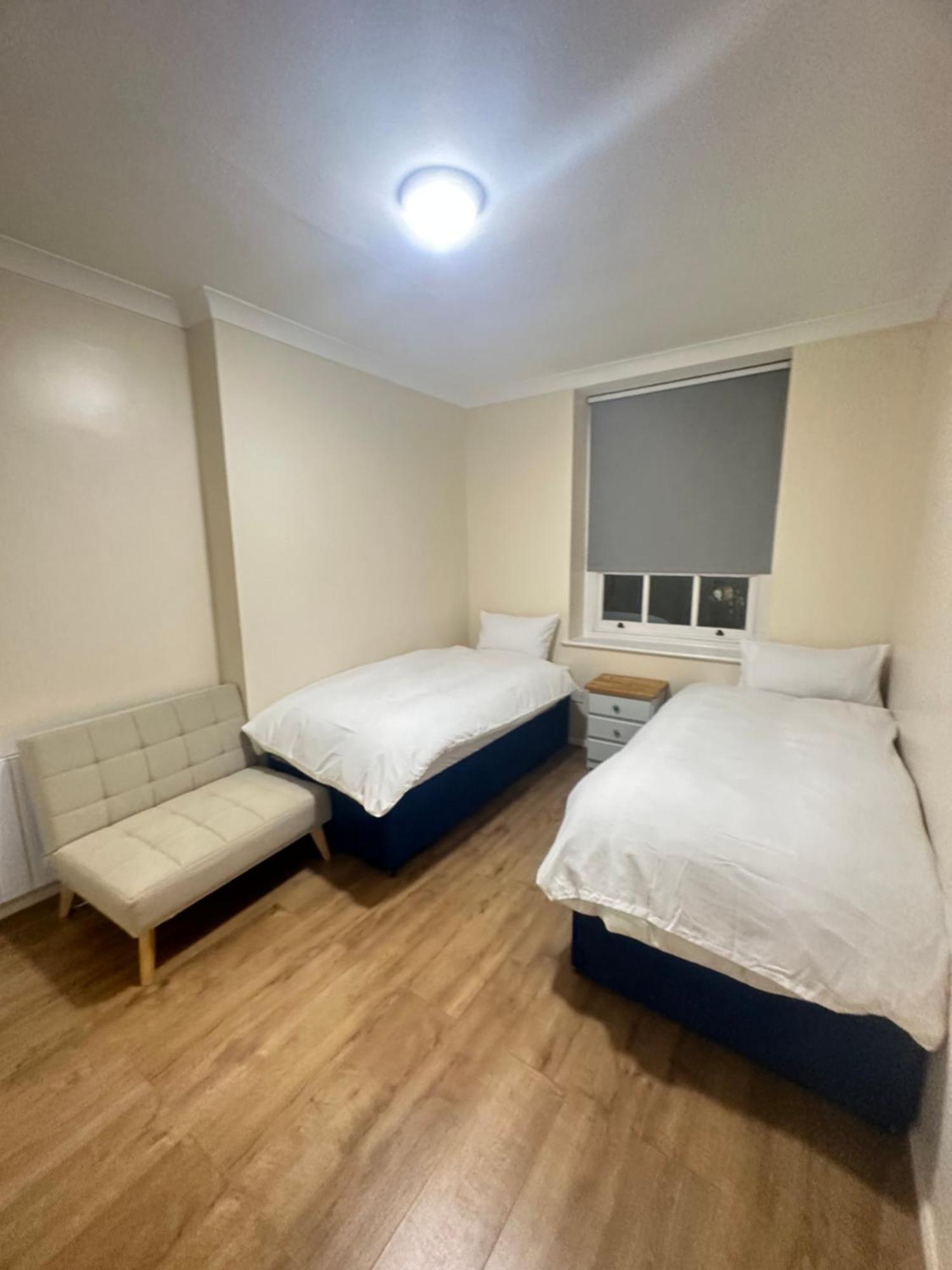 Lovely 3 Bed Regent Park Appartement *