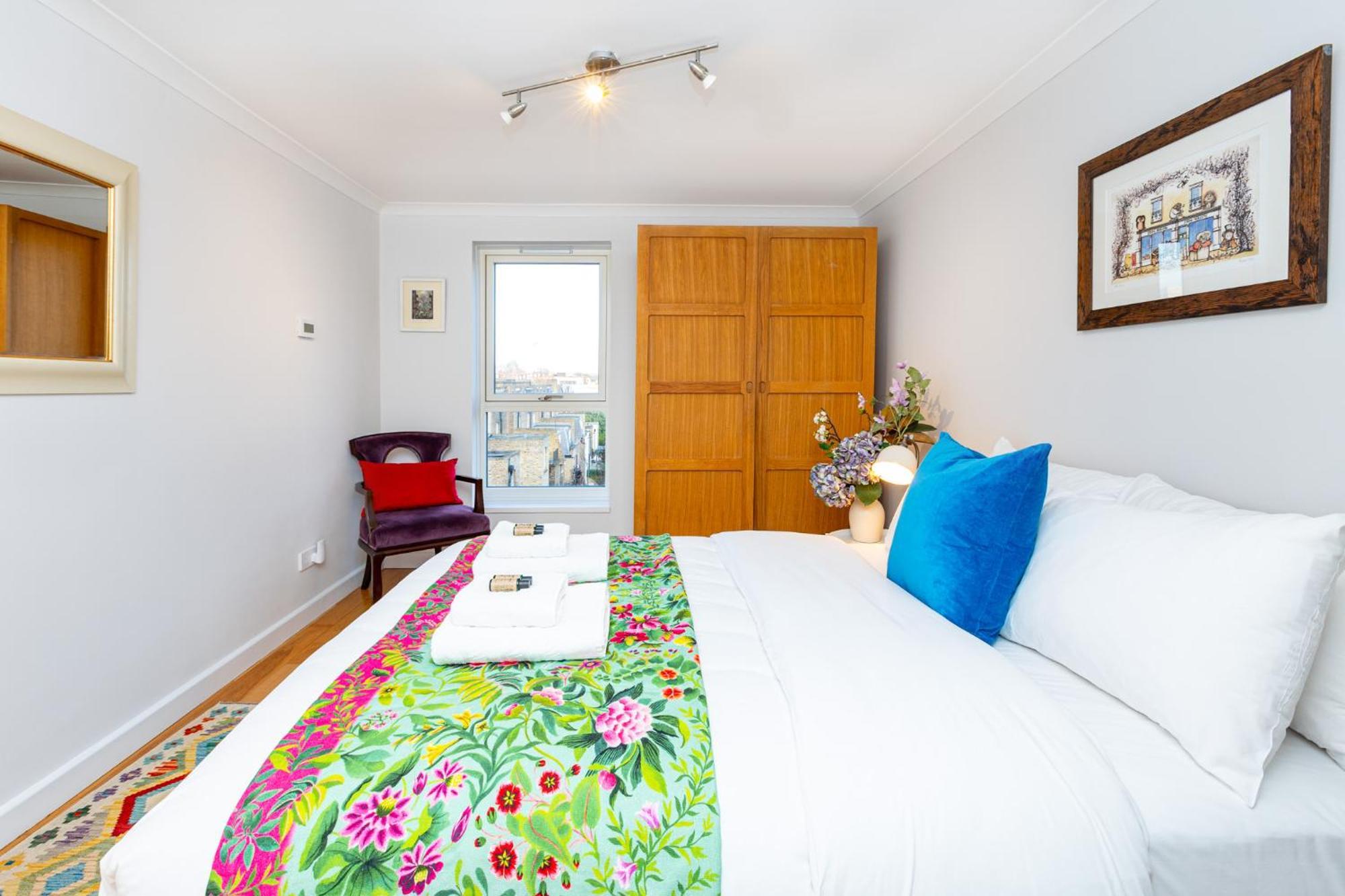 Apartment Immense Gorgeous 2br Wbalcony & Office In Chelsea