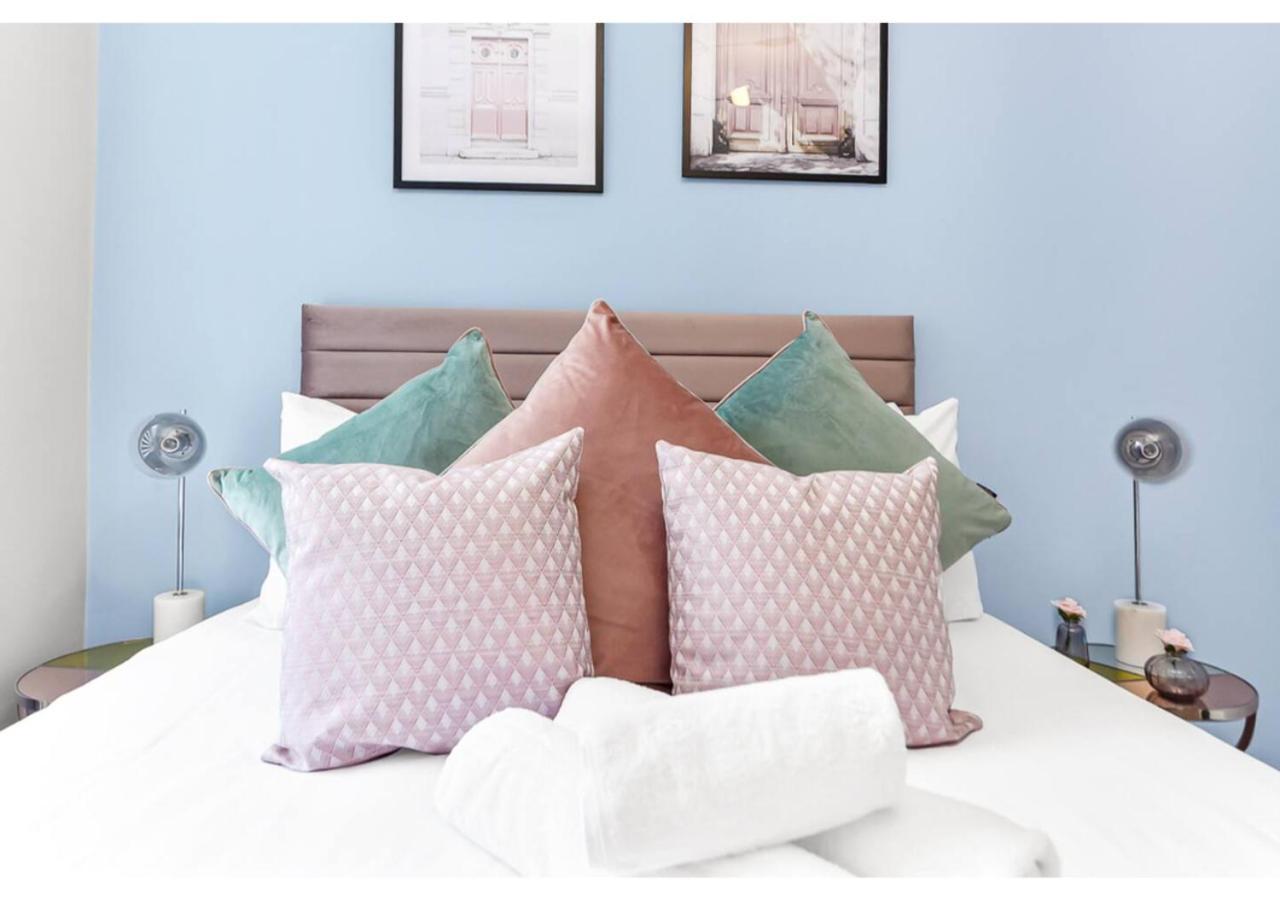 Tranquility In Bloom: Refreshing 2br Apartment