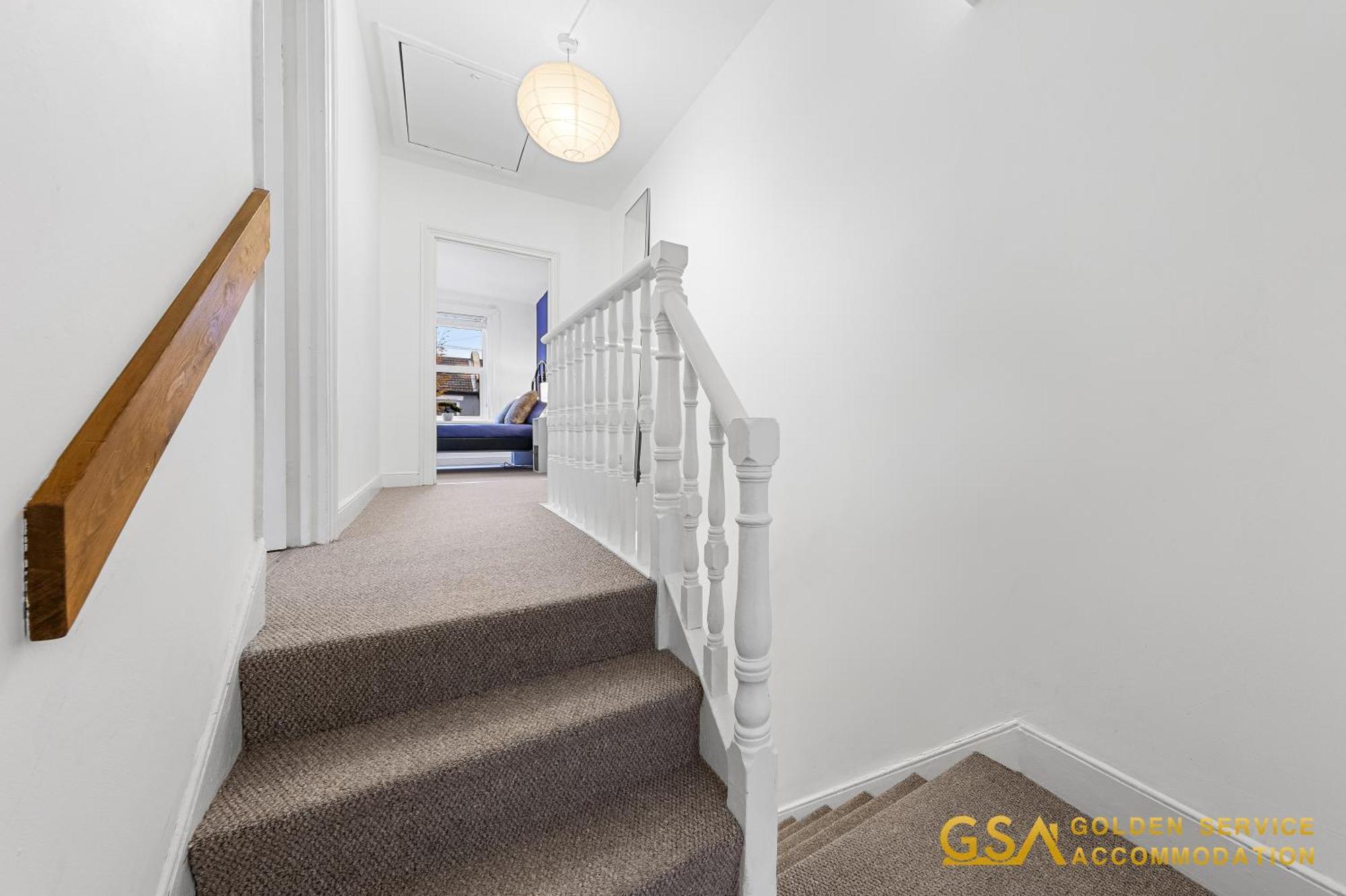 Сasa de vacaciones Stylist And Cosy 3 Bed House Leytonstone Sleeps 7 Londres