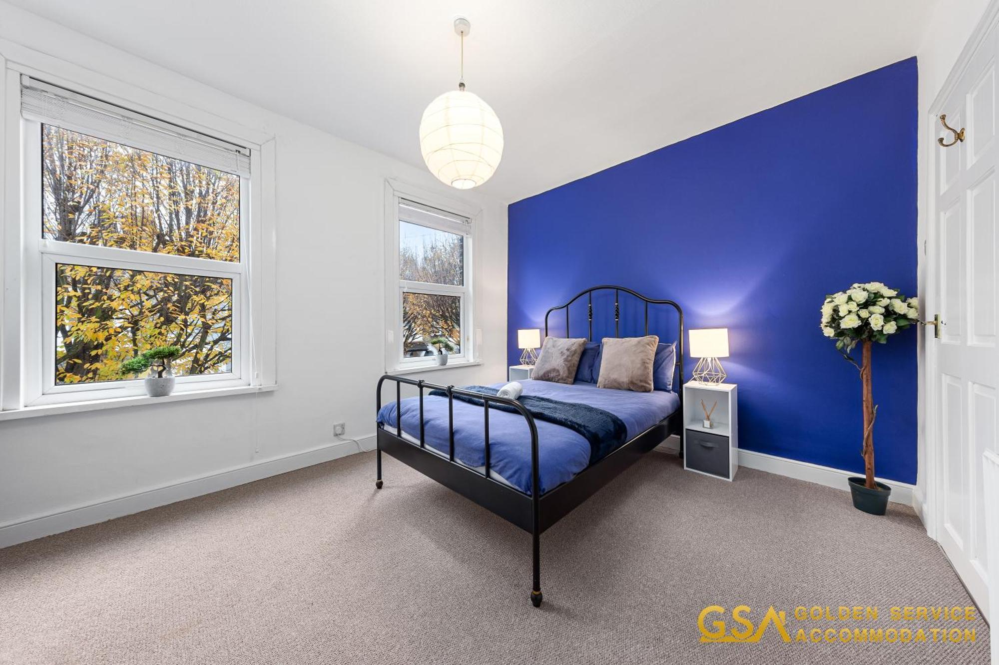 Сasa de vacaciones Stylist And Cosy 3 Bed House Leytonstone Sleeps 7 *