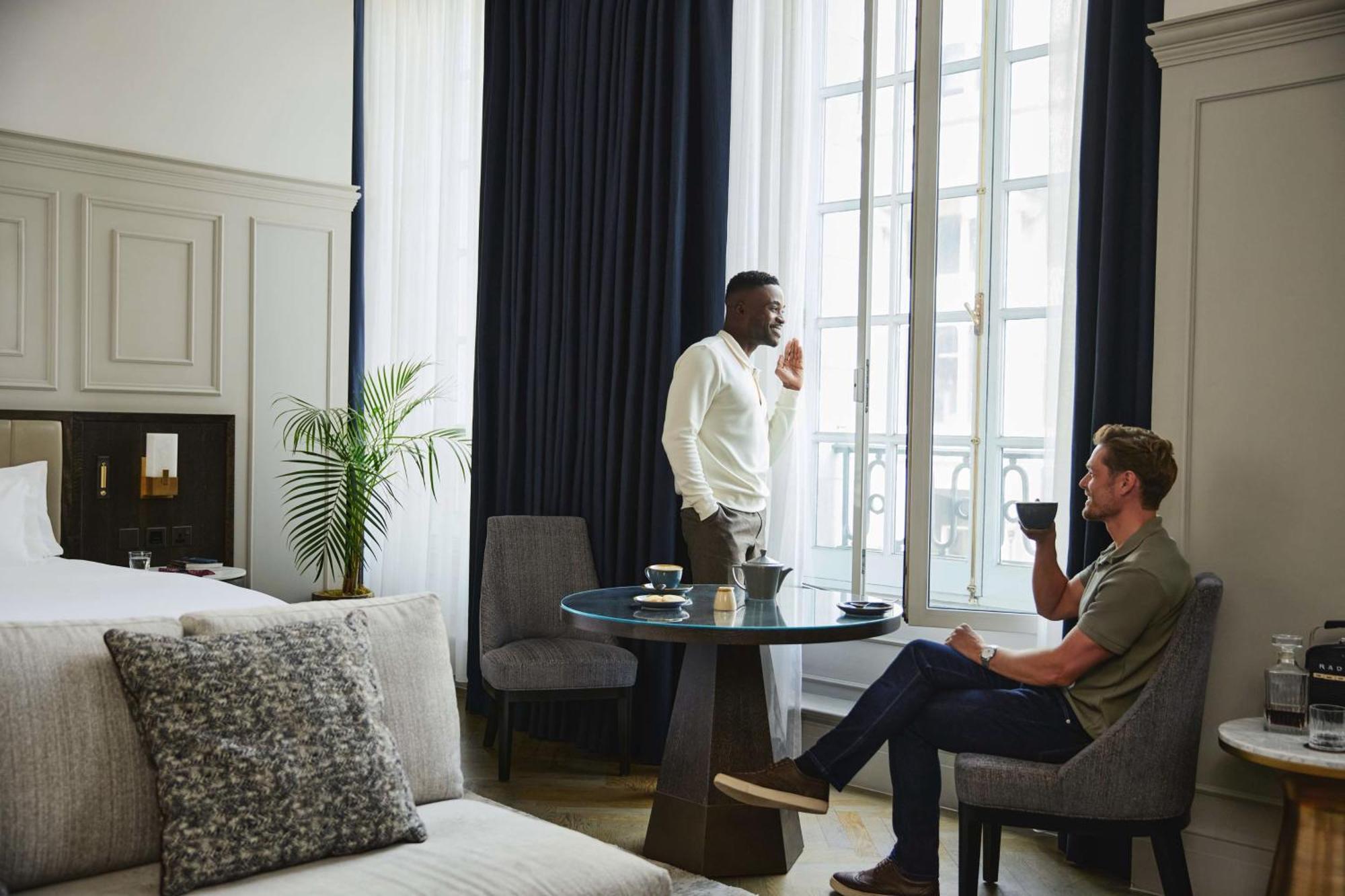The Trafalgar St. James, Curio Collection By Hilton London