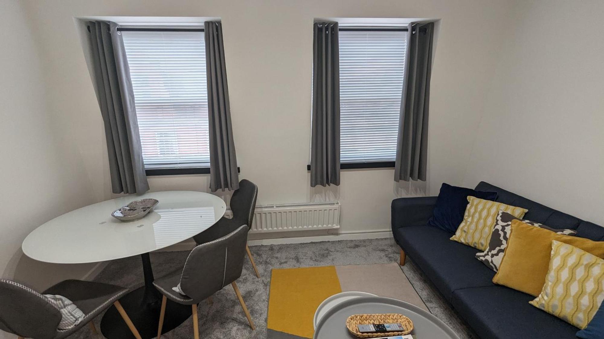 Old Compton Apartamento: Charming Retreat For Mature Guests London