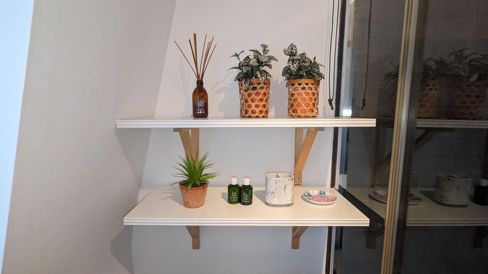 Old Compton Apartamento: Charming Retreat For Mature Guests *