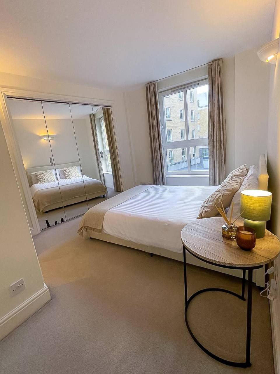 Apartment Luxury 2 Bedroom In Central At Affordable Rates