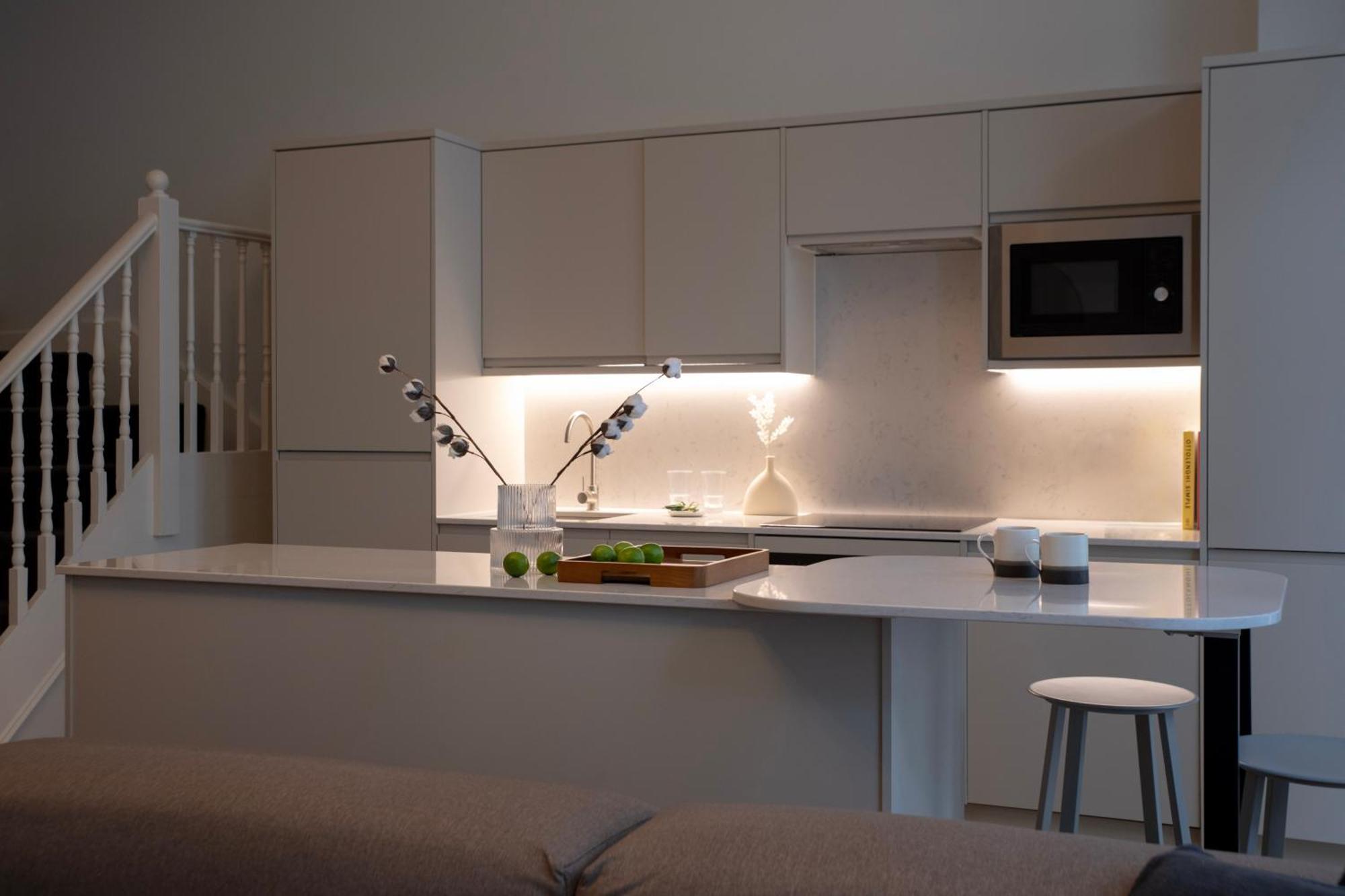 Gulaid House Knightsbridge By Bob W Apartahotel
