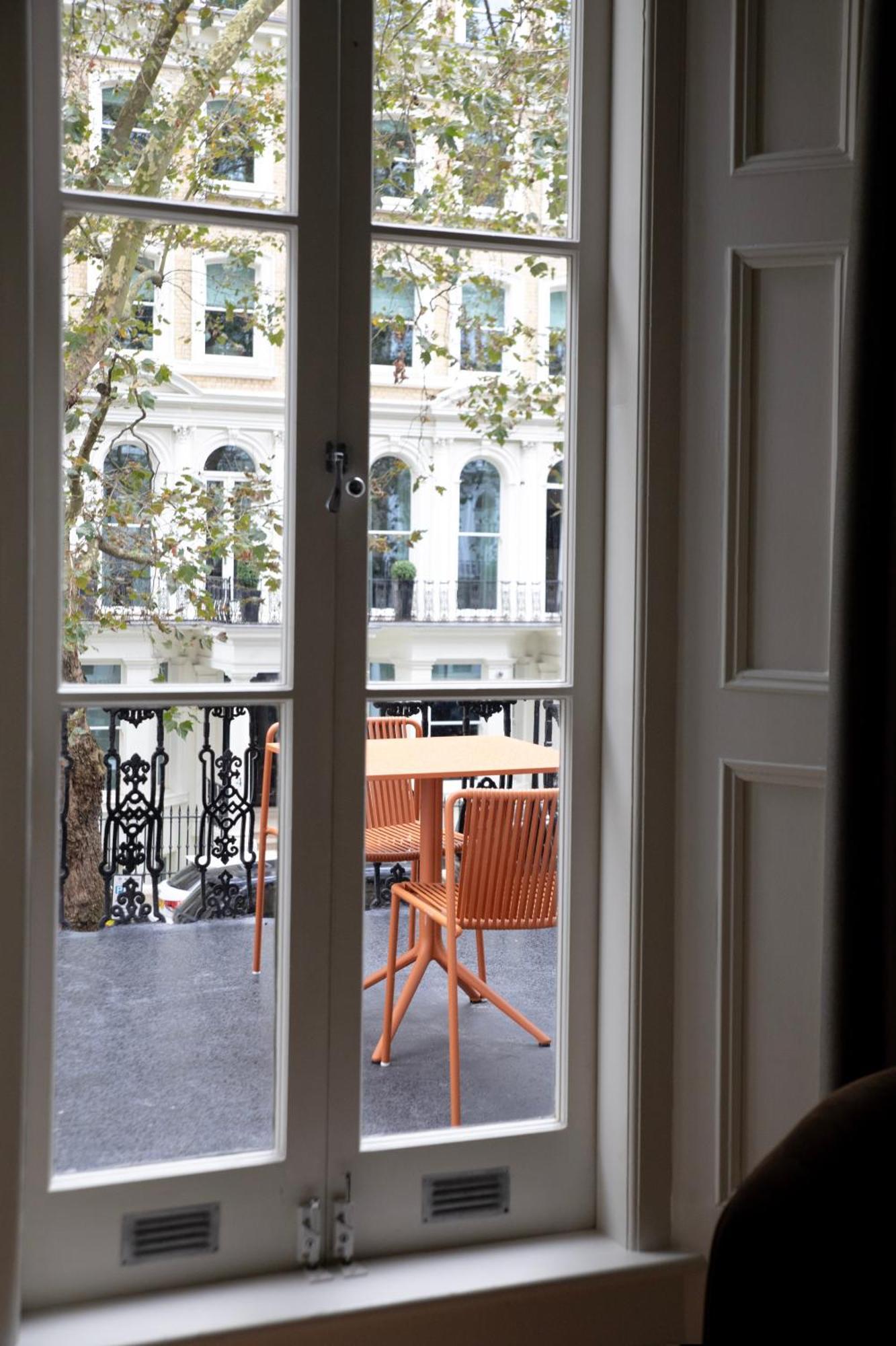 Gulaid House Knightsbridge By Bob W Apartahotel