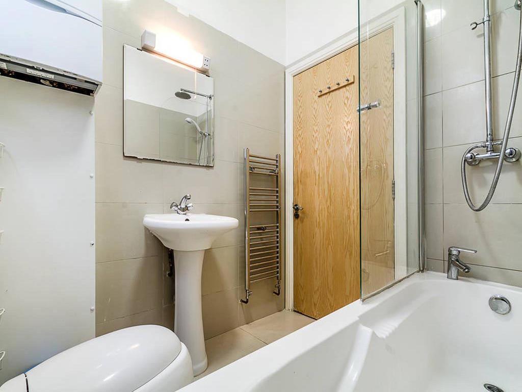 Windsor Aparthotel 4*