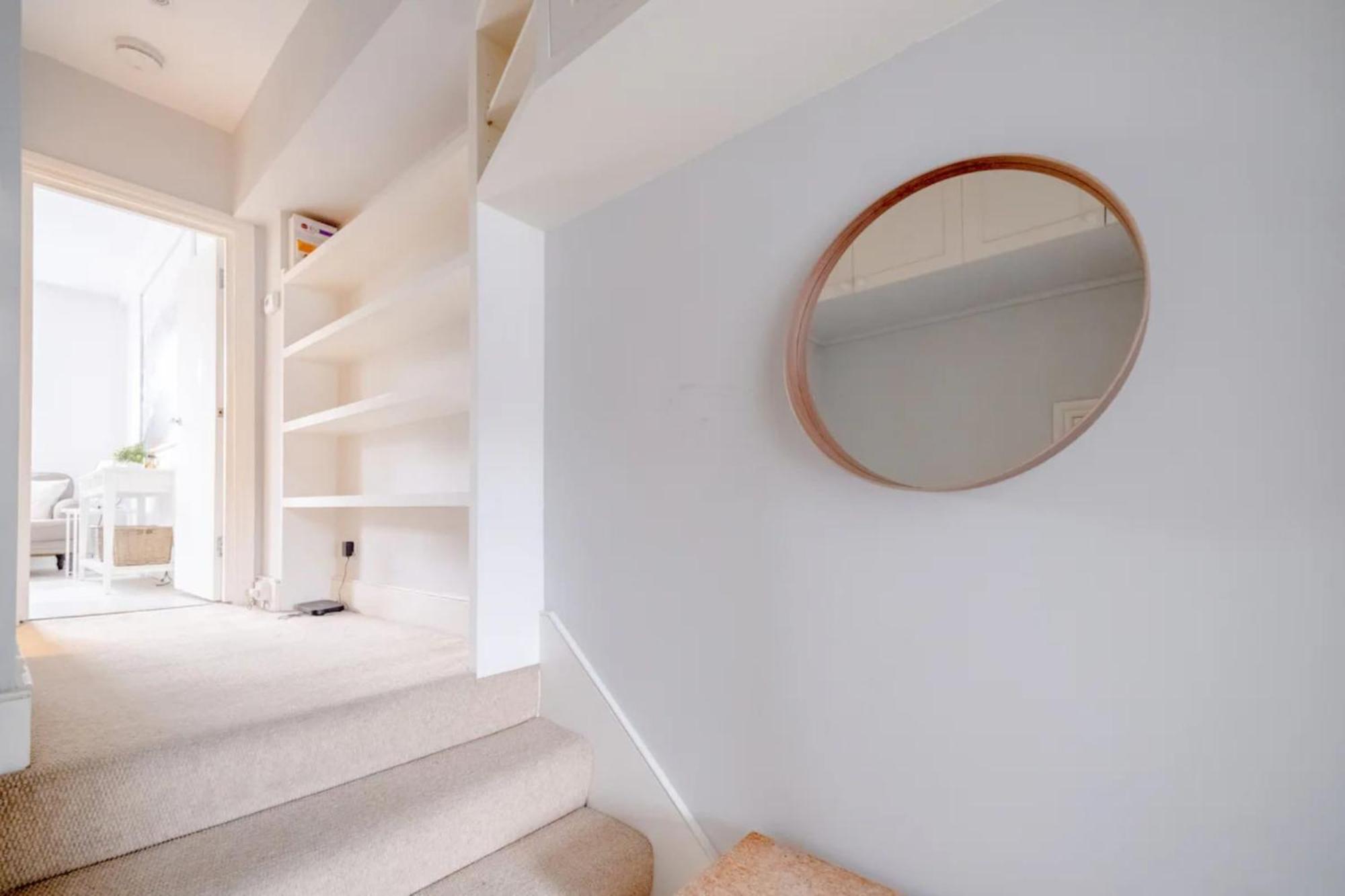 Airy 2 Bedroom Next To Clapham Common Appartement *