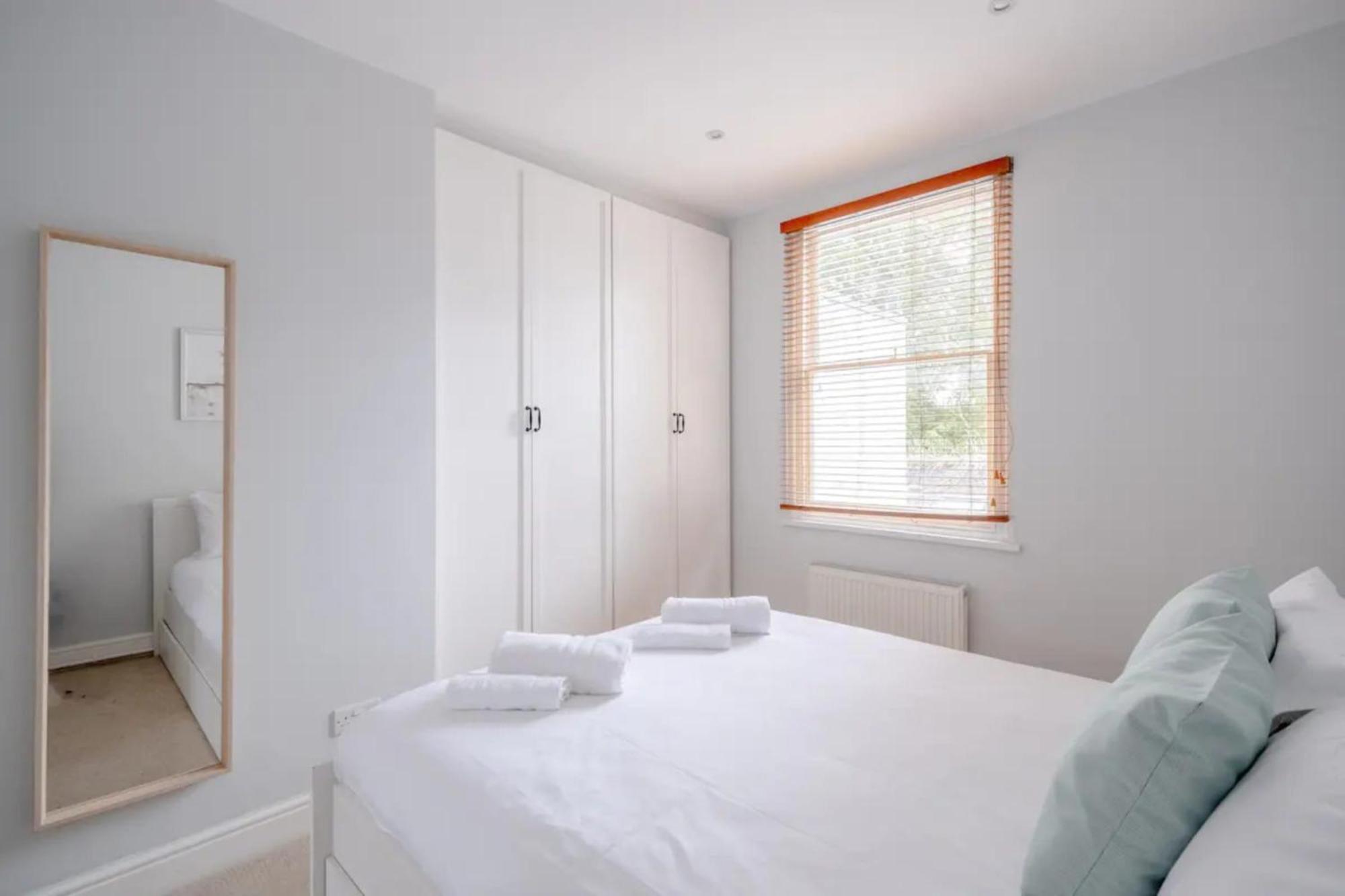 Airy 2 Bedroom Next To Clapham Common Appartement *