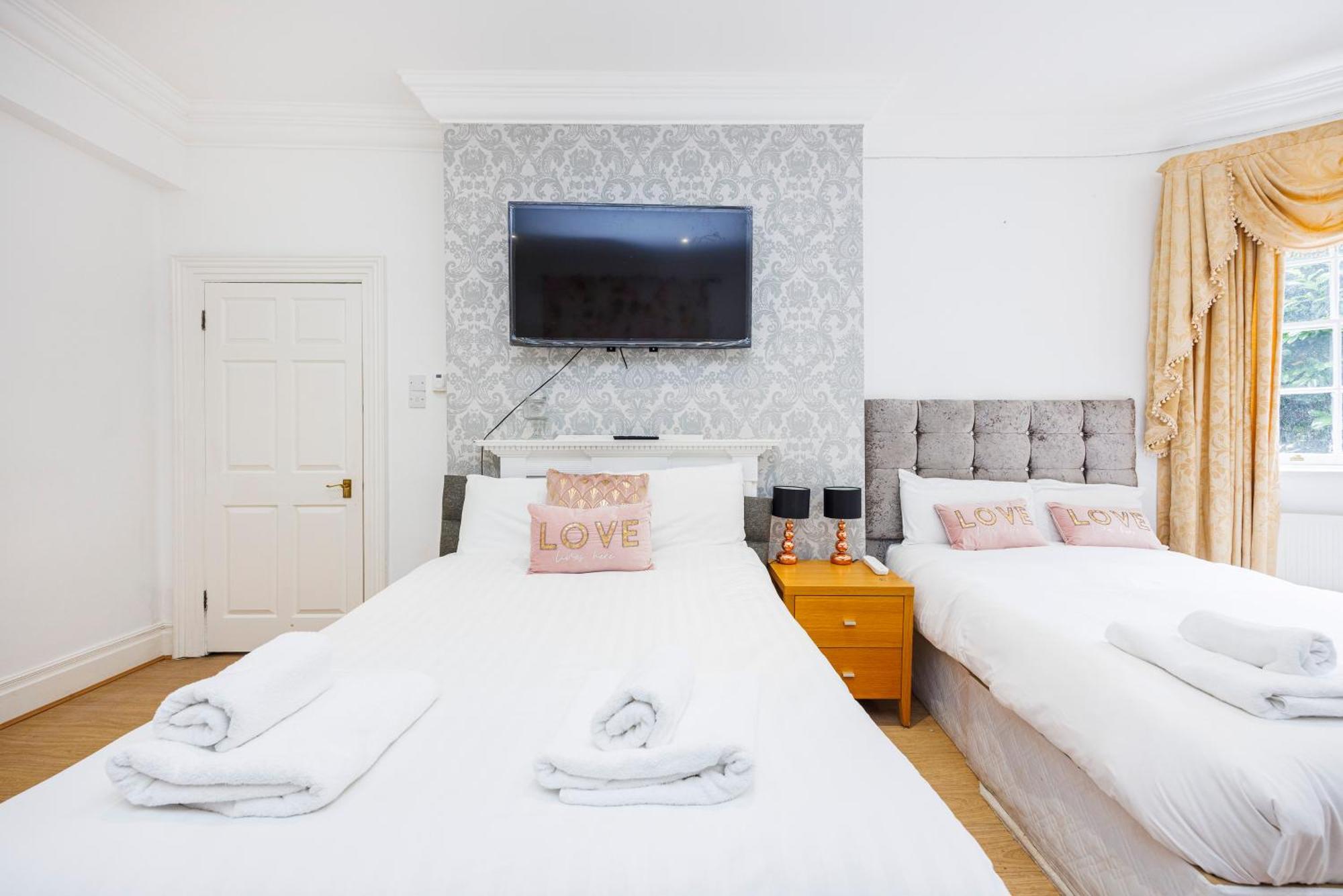 Aparthotel Mansion House With Spacious Close To Excel And Canarywharf