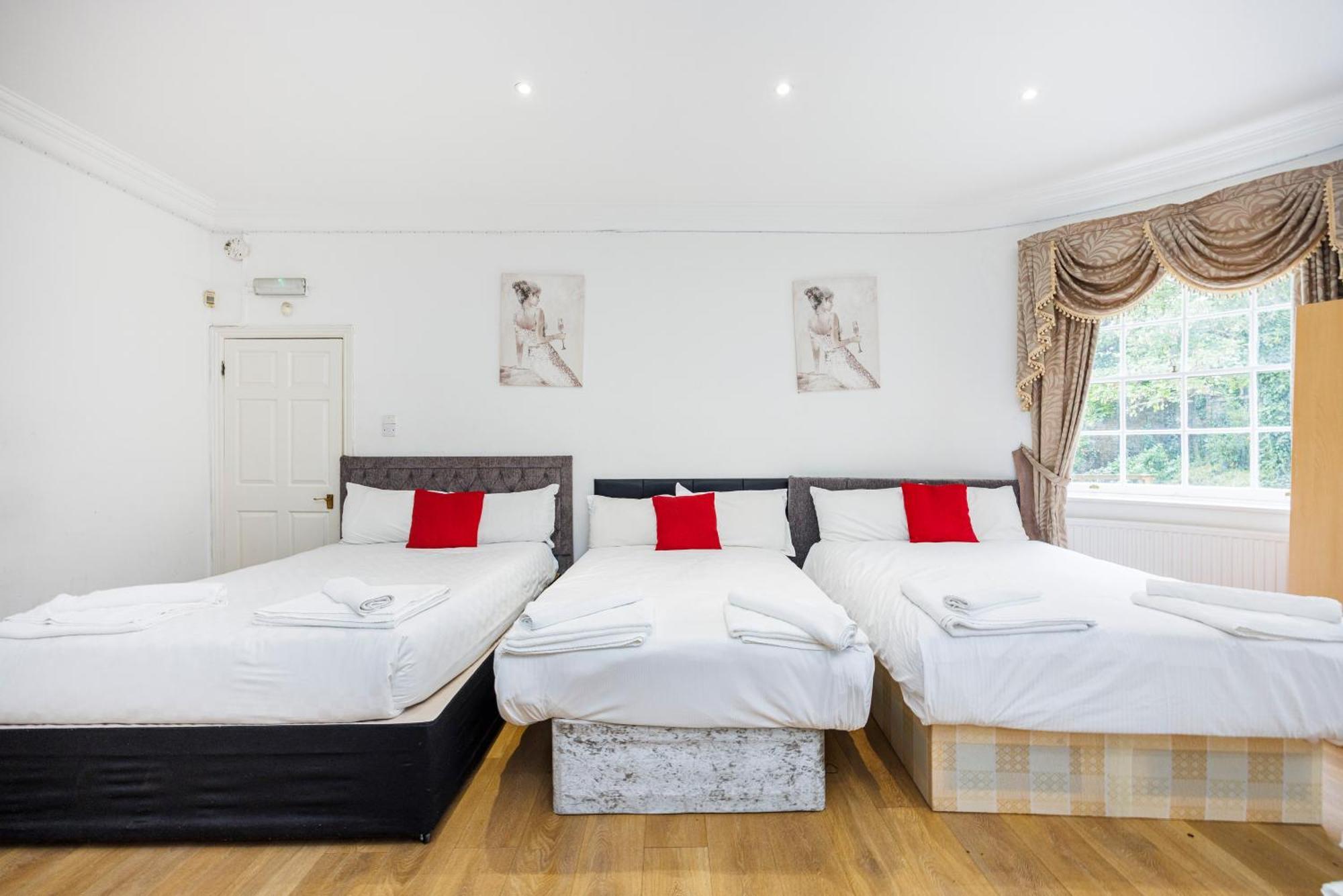 Mansion House With Spacious Close To Excel And Canarywharf Aparthotel London