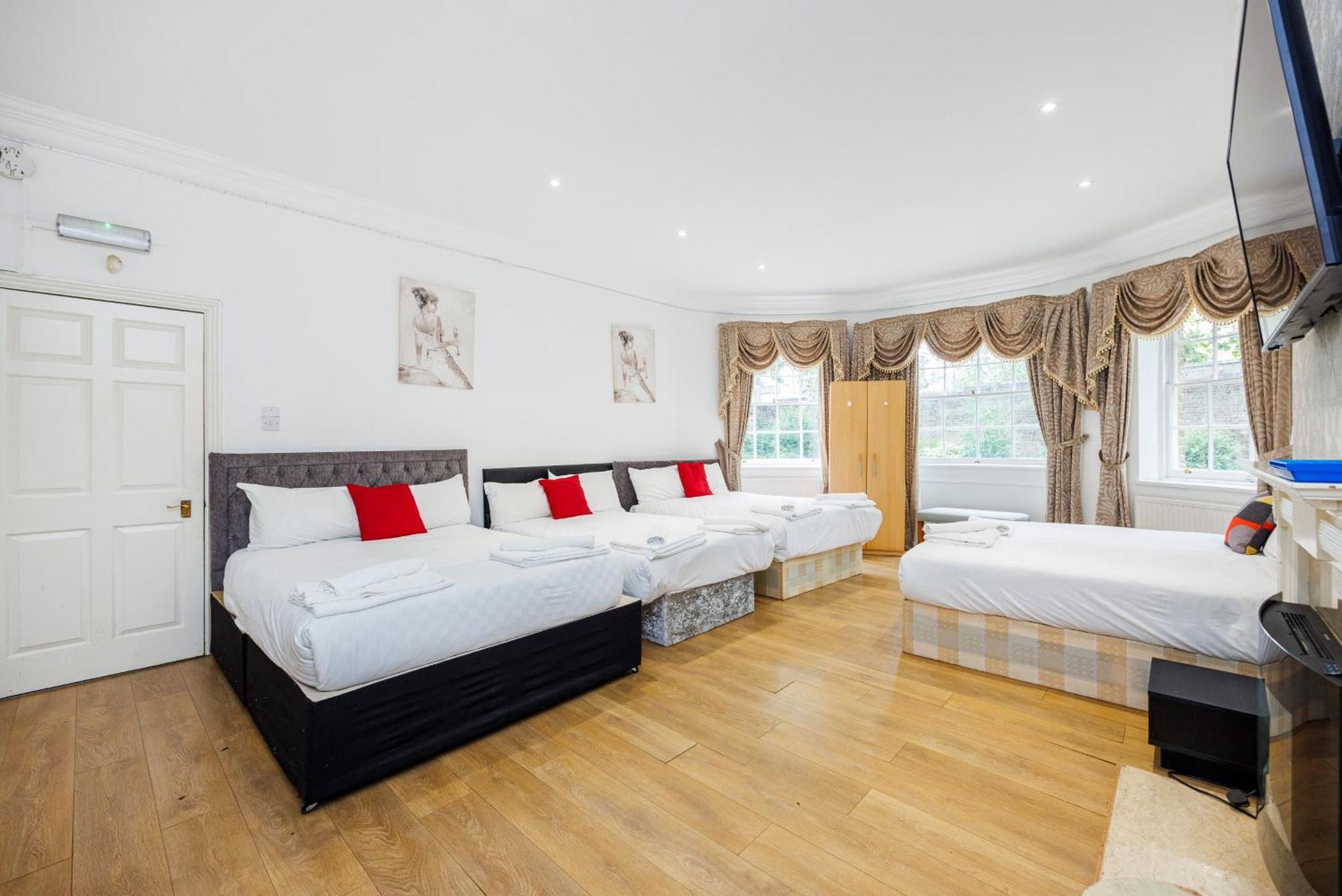 Mansion House With Spacious Close To Excel And Canarywharf Aparthotel London